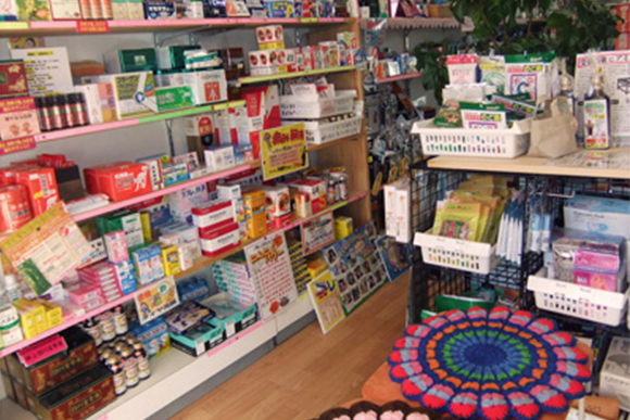 竹水堂薬局 高島店　内観